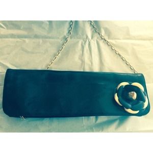 NOIR NYC Black Leather Clutch w/ Flower Adornment Gold Chain SZ M